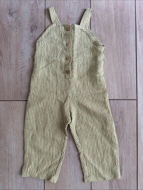 Zara lightweight girls Striped olive green Jumpsuit - size 3-4
